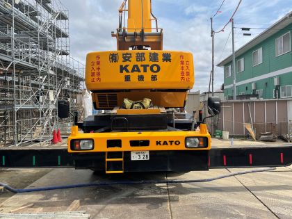 クレーン車